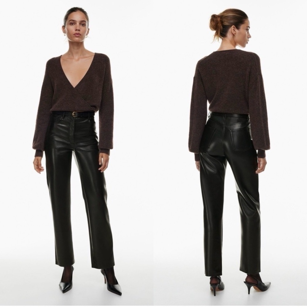 Aritzia Wilfred women’s faux leather black pants size 0